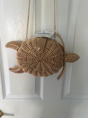 New Tommy Bahama sea turtle purse bag natural weave